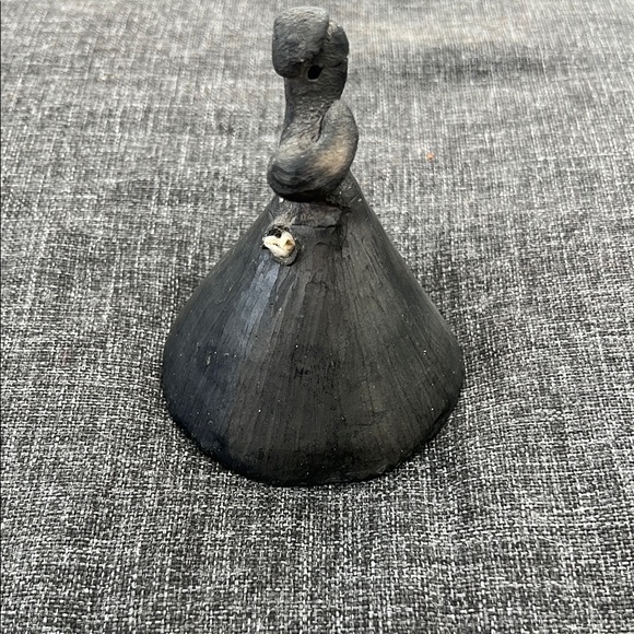 Mexico Black Pottery Barro Woman Folk Art Handmade Bell Vintage - Picture 3 of 6